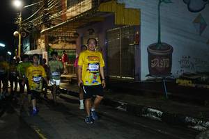 BIB: 3091, 4242
                            <button type="button" onclick="openModal(26227904)" class="btn btn-primary btn-sm float-right btn-popup" data-toggle="modal" data-target=".modal-high-quality">
                        <i class="fas fa-shopping-cart"></i> Add to Cart
                    </button>
                                            <button type="button" onclick="isThisMe(26227904, true)" class="btn btn-success btn-sm float-right btn-popup btn-isme hidden" data-toggle="tooltip" data-placement="bottom" title="นี่คือรูปของคุณใช่ไหม คลิกที่นี่เพื่อเอาเข้าอัลบั้ม">
                        <i class="fas fa-plus"></i> Add to album
                    </button>
                    <button type="button" onclick="isThisMe(26227904, false)" class="btn btn-warning btn-sm float-right btn-popup btn-isnotme hidden">
                        <i class="fas fa-ban"></i> Remove from album
                    </button>