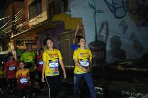 BIB: 3334, 4330, 4922, 3537
                            <button type="button" onclick="openModal(26228522)" class="btn btn-primary btn-sm float-right btn-popup" data-toggle="modal" data-target=".modal-high-quality">
                        <i class="fas fa-shopping-cart"></i> Add to Cart
                    </button>
                                            <button type="button" onclick="isThisMe(26228522, true)" class="btn btn-success btn-sm float-right btn-popup btn-isme hidden" data-toggle="tooltip" data-placement="bottom" title="นี่คือรูปของคุณใช่ไหม คลิกที่นี่เพื่อเอาเข้าอัลบั้ม">
                        <i class="fas fa-plus"></i> Add to album
                    </button>
                    <button type="button" onclick="isThisMe(26228522, false)" class="btn btn-warning btn-sm float-right btn-popup btn-isnotme hidden">
                        <i class="fas fa-ban"></i> Remove from album
                    </button>