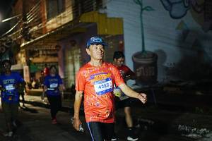 BIB: 4282
                            <button type="button" onclick="openModal(26227936)" class="btn btn-primary btn-sm float-right btn-popup" data-toggle="modal" data-target=".modal-high-quality">
                        <i class="fas fa-shopping-cart"></i> Add to Cart
                    </button>
                                            <button type="button" onclick="isThisMe(26227936, true)" class="btn btn-success btn-sm float-right btn-popup btn-isme hidden" data-toggle="tooltip" data-placement="bottom" title="นี่คือรูปของคุณใช่ไหม คลิกที่นี่เพื่อเอาเข้าอัลบั้ม">
                        <i class="fas fa-plus"></i> Add to album
                    </button>
                    <button type="button" onclick="isThisMe(26227936, false)" class="btn btn-warning btn-sm float-right btn-popup btn-isnotme hidden">
                        <i class="fas fa-ban"></i> Remove from album
                    </button>