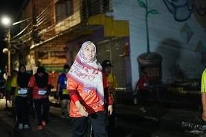 BIB: 
                            <button type="button" onclick="openModal(26230463)" class="btn btn-primary btn-sm float-right btn-popup" data-toggle="modal" data-target=".modal-high-quality">
                        <i class="fas fa-shopping-cart"></i> Add to Cart
                    </button>
                                            <button type="button" onclick="isThisMe(26230463, true)" class="btn btn-success btn-sm float-right btn-popup btn-isme hidden" data-toggle="tooltip" data-placement="bottom" title="นี่คือรูปของคุณใช่ไหม คลิกที่นี่เพื่อเอาเข้าอัลบั้ม">
                        <i class="fas fa-plus"></i> Add to album
                    </button>
                    <button type="button" onclick="isThisMe(26230463, false)" class="btn btn-warning btn-sm float-right btn-popup btn-isnotme hidden">
                        <i class="fas fa-ban"></i> Remove from album
                    </button>