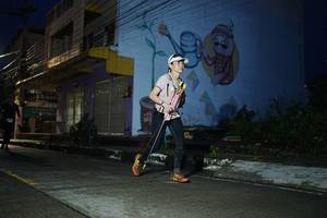 BIB: 
                            <button type="button" onclick="openModal(26225945)" class="btn btn-primary btn-sm float-right btn-popup" data-toggle="modal" data-target=".modal-high-quality">
                        <i class="fas fa-shopping-cart"></i> Add to Cart
                    </button>
                                            <button type="button" onclick="isThisMe(26225945, true)" class="btn btn-success btn-sm float-right btn-popup btn-isme hidden" data-toggle="tooltip" data-placement="bottom" title="นี่คือรูปของคุณใช่ไหม คลิกที่นี่เพื่อเอาเข้าอัลบั้ม">
                        <i class="fas fa-plus"></i> Add to album
                    </button>
                    <button type="button" onclick="isThisMe(26225945, false)" class="btn btn-warning btn-sm float-right btn-popup btn-isnotme hidden">
                        <i class="fas fa-ban"></i> Remove from album
                    </button>