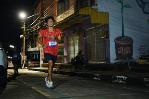 BIB: 4630
                            <button type="button" onclick="openModal(26226885)" class="btn btn-primary btn-sm float-right btn-popup" data-toggle="modal" data-target=".modal-high-quality">
                        <i class="fas fa-shopping-cart"></i> Add to Cart
                    </button>
                                            <button type="button" onclick="isThisMe(26226885, true)" class="btn btn-success btn-sm float-right btn-popup btn-isme hidden" data-toggle="tooltip" data-placement="bottom" title="นี่คือรูปของคุณใช่ไหม คลิกที่นี่เพื่อเอาเข้าอัลบั้ม">
                        <i class="fas fa-plus"></i> Add to album
                    </button>
                    <button type="button" onclick="isThisMe(26226885, false)" class="btn btn-warning btn-sm float-right btn-popup btn-isnotme hidden">
                        <i class="fas fa-ban"></i> Remove from album
                    </button>