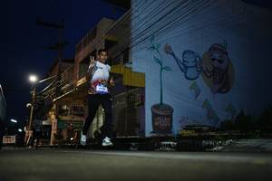 BIB: 4476
                            <button type="button" onclick="openModal(26226007)" class="btn btn-primary btn-sm float-right btn-popup" data-toggle="modal" data-target=".modal-high-quality">
                        <i class="fas fa-shopping-cart"></i> Add to Cart
                    </button>
                                            <button type="button" onclick="isThisMe(26226007, true)" class="btn btn-success btn-sm float-right btn-popup btn-isme hidden" data-toggle="tooltip" data-placement="bottom" title="นี่คือรูปของคุณใช่ไหม คลิกที่นี่เพื่อเอาเข้าอัลบั้ม">
                        <i class="fas fa-plus"></i> Add to album
                    </button>
                    <button type="button" onclick="isThisMe(26226007, false)" class="btn btn-warning btn-sm float-right btn-popup btn-isnotme hidden">
                        <i class="fas fa-ban"></i> Remove from album
                    </button>