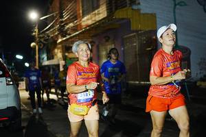 BIB: 3181
                            <button type="button" onclick="openModal(26227492)" class="btn btn-primary btn-sm float-right btn-popup" data-toggle="modal" data-target=".modal-high-quality">
                        <i class="fas fa-shopping-cart"></i> Add to Cart
                    </button>
                                            <button type="button" onclick="isThisMe(26227492, true)" class="btn btn-success btn-sm float-right btn-popup btn-isme hidden" data-toggle="tooltip" data-placement="bottom" title="นี่คือรูปของคุณใช่ไหม คลิกที่นี่เพื่อเอาเข้าอัลบั้ม">
                        <i class="fas fa-plus"></i> Add to album
                    </button>
                    <button type="button" onclick="isThisMe(26227492, false)" class="btn btn-warning btn-sm float-right btn-popup btn-isnotme hidden">
                        <i class="fas fa-ban"></i> Remove from album
                    </button>