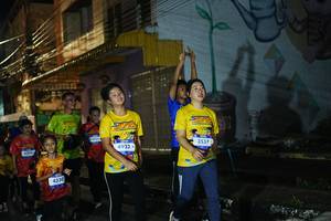 BIB: 3334, 4330, 4922, 3537
                            <button type="button" onclick="openModal(26228528)" class="btn btn-primary btn-sm float-right btn-popup" data-toggle="modal" data-target=".modal-high-quality">
                        <i class="fas fa-shopping-cart"></i> Add to Cart
                    </button>
                                            <button type="button" onclick="isThisMe(26228528, true)" class="btn btn-success btn-sm float-right btn-popup btn-isme hidden" data-toggle="tooltip" data-placement="bottom" title="นี่คือรูปของคุณใช่ไหม คลิกที่นี่เพื่อเอาเข้าอัลบั้ม">
                        <i class="fas fa-plus"></i> Add to album
                    </button>
                    <button type="button" onclick="isThisMe(26228528, false)" class="btn btn-warning btn-sm float-right btn-popup btn-isnotme hidden">
                        <i class="fas fa-ban"></i> Remove from album
                    </button>