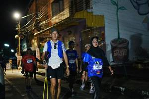 BIB: 5132, 3414
                            <button type="button" onclick="openModal(26227922)" class="btn btn-primary btn-sm float-right btn-popup" data-toggle="modal" data-target=".modal-high-quality">
                        <i class="fas fa-shopping-cart"></i> Add to Cart
                    </button>
                                            <button type="button" onclick="isThisMe(26227922, true)" class="btn btn-success btn-sm float-right btn-popup btn-isme hidden" data-toggle="tooltip" data-placement="bottom" title="นี่คือรูปของคุณใช่ไหม คลิกที่นี่เพื่อเอาเข้าอัลบั้ม">
                        <i class="fas fa-plus"></i> Add to album
                    </button>
                    <button type="button" onclick="isThisMe(26227922, false)" class="btn btn-warning btn-sm float-right btn-popup btn-isnotme hidden">
                        <i class="fas fa-ban"></i> Remove from album
                    </button>