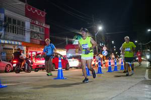 BIB: 4910
                            <button type="button" onclick="openModal(26245219)" class="btn btn-primary btn-sm float-right btn-popup" data-toggle="modal" data-target=".modal-high-quality">
                        <i class="fas fa-shopping-cart"></i> Add to Cart
                    </button>
                                            <button type="button" onclick="isThisMe(26245219, true)" class="btn btn-success btn-sm float-right btn-popup btn-isme hidden" data-toggle="tooltip" data-placement="bottom" title="นี่คือรูปของคุณใช่ไหม คลิกที่นี่เพื่อเอาเข้าอัลบั้ม">
                        <i class="fas fa-plus"></i> Add to album
                    </button>
                    <button type="button" onclick="isThisMe(26245219, false)" class="btn btn-warning btn-sm float-right btn-popup btn-isnotme hidden">
                        <i class="fas fa-ban"></i> Remove from album
                    </button>