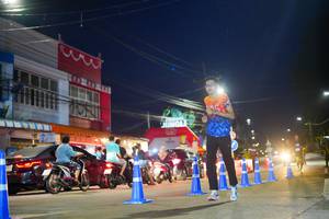 BIB: 
                            <button type="button" onclick="openModal(26244410)" class="btn btn-primary btn-sm float-right btn-popup" data-toggle="modal" data-target=".modal-high-quality">
                        <i class="fas fa-shopping-cart"></i> Add to Cart
                    </button>
                                            <button type="button" onclick="isThisMe(26244410, true)" class="btn btn-success btn-sm float-right btn-popup btn-isme hidden" data-toggle="tooltip" data-placement="bottom" title="นี่คือรูปของคุณใช่ไหม คลิกที่นี่เพื่อเอาเข้าอัลบั้ม">
                        <i class="fas fa-plus"></i> Add to album
                    </button>
                    <button type="button" onclick="isThisMe(26244410, false)" class="btn btn-warning btn-sm float-right btn-popup btn-isnotme hidden">
                        <i class="fas fa-ban"></i> Remove from album
                    </button>