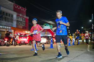 BIB: 3101
                            <button type="button" onclick="openModal(26245493)" class="btn btn-primary btn-sm float-right btn-popup" data-toggle="modal" data-target=".modal-high-quality">
                        <i class="fas fa-shopping-cart"></i> Add to Cart
                    </button>
                                            <button type="button" onclick="isThisMe(26245493, true)" class="btn btn-success btn-sm float-right btn-popup btn-isme hidden" data-toggle="tooltip" data-placement="bottom" title="นี่คือรูปของคุณใช่ไหม คลิกที่นี่เพื่อเอาเข้าอัลบั้ม">
                        <i class="fas fa-plus"></i> Add to album
                    </button>
                    <button type="button" onclick="isThisMe(26245493, false)" class="btn btn-warning btn-sm float-right btn-popup btn-isnotme hidden">
                        <i class="fas fa-ban"></i> Remove from album
                    </button>