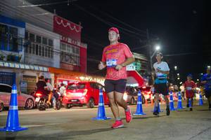 BIB: 4014
                            <button type="button" onclick="openModal(26245472)" class="btn btn-primary btn-sm float-right btn-popup" data-toggle="modal" data-target=".modal-high-quality">
                        <i class="fas fa-shopping-cart"></i> Add to Cart
                    </button>
                                            <button type="button" onclick="isThisMe(26245472, true)" class="btn btn-success btn-sm float-right btn-popup btn-isme hidden" data-toggle="tooltip" data-placement="bottom" title="นี่คือรูปของคุณใช่ไหม คลิกที่นี่เพื่อเอาเข้าอัลบั้ม">
                        <i class="fas fa-plus"></i> Add to album
                    </button>
                    <button type="button" onclick="isThisMe(26245472, false)" class="btn btn-warning btn-sm float-right btn-popup btn-isnotme hidden">
                        <i class="fas fa-ban"></i> Remove from album
                    </button>