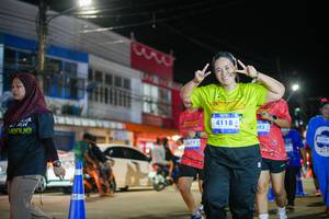 BIB: 3677, 4118, 993
                            <button type="button" onclick="openModal(26230120)" class="btn btn-primary btn-sm float-right btn-popup" data-toggle="modal" data-target=".modal-high-quality">
                        <i class="fas fa-shopping-cart"></i> Add to Cart
                    </button>
                                            <button type="button" onclick="isThisMe(26230120, true)" class="btn btn-success btn-sm float-right btn-popup btn-isme hidden" data-toggle="tooltip" data-placement="bottom" title="นี่คือรูปของคุณใช่ไหม คลิกที่นี่เพื่อเอาเข้าอัลบั้ม">
                        <i class="fas fa-plus"></i> Add to album
                    </button>
                    <button type="button" onclick="isThisMe(26230120, false)" class="btn btn-warning btn-sm float-right btn-popup btn-isnotme hidden">
                        <i class="fas fa-ban"></i> Remove from album
                    </button>