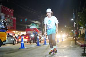 BIB: 3330
                            <button type="button" onclick="openModal(26245125)" class="btn btn-primary btn-sm float-right btn-popup" data-toggle="modal" data-target=".modal-high-quality">
                        <i class="fas fa-shopping-cart"></i> Add to Cart
                    </button>
                                            <button type="button" onclick="isThisMe(26245125, true)" class="btn btn-success btn-sm float-right btn-popup btn-isme hidden" data-toggle="tooltip" data-placement="bottom" title="นี่คือรูปของคุณใช่ไหม คลิกที่นี่เพื่อเอาเข้าอัลบั้ม">
                        <i class="fas fa-plus"></i> Add to album
                    </button>
                    <button type="button" onclick="isThisMe(26245125, false)" class="btn btn-warning btn-sm float-right btn-popup btn-isnotme hidden">
                        <i class="fas fa-ban"></i> Remove from album
                    </button>