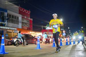 BIB: 4924
                            <button type="button" onclick="openModal(26244445)" class="btn btn-primary btn-sm float-right btn-popup" data-toggle="modal" data-target=".modal-high-quality">
                        <i class="fas fa-shopping-cart"></i> Add to Cart
                    </button>
                                            <button type="button" onclick="isThisMe(26244445, true)" class="btn btn-success btn-sm float-right btn-popup btn-isme hidden" data-toggle="tooltip" data-placement="bottom" title="นี่คือรูปของคุณใช่ไหม คลิกที่นี่เพื่อเอาเข้าอัลบั้ม">
                        <i class="fas fa-plus"></i> Add to album
                    </button>
                    <button type="button" onclick="isThisMe(26244445, false)" class="btn btn-warning btn-sm float-right btn-popup btn-isnotme hidden">
                        <i class="fas fa-ban"></i> Remove from album
                    </button>