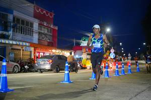 BIB: 4600
                            <button type="button" onclick="openModal(26244222)" class="btn btn-primary btn-sm float-right btn-popup" data-toggle="modal" data-target=".modal-high-quality">
                        <i class="fas fa-shopping-cart"></i> Add to Cart
                    </button>
                                            <button type="button" onclick="isThisMe(26244222, true)" class="btn btn-success btn-sm float-right btn-popup btn-isme hidden" data-toggle="tooltip" data-placement="bottom" title="นี่คือรูปของคุณใช่ไหม คลิกที่นี่เพื่อเอาเข้าอัลบั้ม">
                        <i class="fas fa-plus"></i> Add to album
                    </button>
                    <button type="button" onclick="isThisMe(26244222, false)" class="btn btn-warning btn-sm float-right btn-popup btn-isnotme hidden">
                        <i class="fas fa-ban"></i> Remove from album
                    </button>