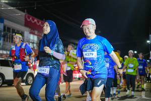 BIB: 5323, 3545, 4379
                            <button type="button" onclick="openModal(26233399)" class="btn btn-primary btn-sm float-right btn-popup" data-toggle="modal" data-target=".modal-high-quality">
                        <i class="fas fa-shopping-cart"></i> Add to Cart
                    </button>
                                            <button type="button" onclick="isThisMe(26233399, true)" class="btn btn-success btn-sm float-right btn-popup btn-isme hidden" data-toggle="tooltip" data-placement="bottom" title="นี่คือรูปของคุณใช่ไหม คลิกที่นี่เพื่อเอาเข้าอัลบั้ม">
                        <i class="fas fa-plus"></i> Add to album
                    </button>
                    <button type="button" onclick="isThisMe(26233399, false)" class="btn btn-warning btn-sm float-right btn-popup btn-isnotme hidden">
                        <i class="fas fa-ban"></i> Remove from album
                    </button>