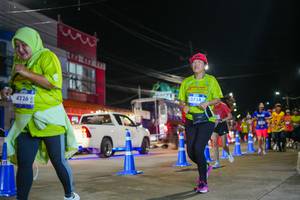 BIB: 4226, 3734
                            <button type="button" onclick="openModal(26233135)" class="btn btn-primary btn-sm float-right btn-popup" data-toggle="modal" data-target=".modal-high-quality">
                        <i class="fas fa-shopping-cart"></i> Add to Cart
                    </button>
                                            <button type="button" onclick="isThisMe(26233135, true)" class="btn btn-success btn-sm float-right btn-popup btn-isme hidden" data-toggle="tooltip" data-placement="bottom" title="นี่คือรูปของคุณใช่ไหม คลิกที่นี่เพื่อเอาเข้าอัลบั้ม">
                        <i class="fas fa-plus"></i> Add to album
                    </button>
                    <button type="button" onclick="isThisMe(26233135, false)" class="btn btn-warning btn-sm float-right btn-popup btn-isnotme hidden">
                        <i class="fas fa-ban"></i> Remove from album
                    </button>