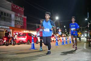 BIB: 463, 3539
                            <button type="button" onclick="openModal(26245324)" class="btn btn-primary btn-sm float-right btn-popup" data-toggle="modal" data-target=".modal-high-quality">
                        <i class="fas fa-shopping-cart"></i> Add to Cart
                    </button>
                                            <button type="button" onclick="isThisMe(26245324, true)" class="btn btn-success btn-sm float-right btn-popup btn-isme hidden" data-toggle="tooltip" data-placement="bottom" title="นี่คือรูปของคุณใช่ไหม คลิกที่นี่เพื่อเอาเข้าอัลบั้ม">
                        <i class="fas fa-plus"></i> Add to album
                    </button>
                    <button type="button" onclick="isThisMe(26245324, false)" class="btn btn-warning btn-sm float-right btn-popup btn-isnotme hidden">
                        <i class="fas fa-ban"></i> Remove from album
                    </button>