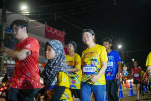 BIB: 362, 3537
                            <button type="button" onclick="openModal(26234229)" class="btn btn-primary btn-sm float-right btn-popup" data-toggle="modal" data-target=".modal-high-quality">
                        <i class="fas fa-shopping-cart"></i> Add to Cart
                    </button>
                                            <button type="button" onclick="isThisMe(26234229, true)" class="btn btn-success btn-sm float-right btn-popup btn-isme hidden" data-toggle="tooltip" data-placement="bottom" title="นี่คือรูปของคุณใช่ไหม คลิกที่นี่เพื่อเอาเข้าอัลบั้ม">
                        <i class="fas fa-plus"></i> Add to album
                    </button>
                    <button type="button" onclick="isThisMe(26234229, false)" class="btn btn-warning btn-sm float-right btn-popup btn-isnotme hidden">
                        <i class="fas fa-ban"></i> Remove from album
                    </button>