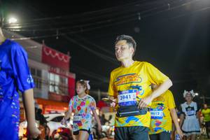 BIB: 3328, 3941, 4612
                            <button type="button" onclick="openModal(26234208)" class="btn btn-primary btn-sm float-right btn-popup" data-toggle="modal" data-target=".modal-high-quality">
                        <i class="fas fa-shopping-cart"></i> Add to Cart
                    </button>
                                            <button type="button" onclick="isThisMe(26234208, true)" class="btn btn-success btn-sm float-right btn-popup btn-isme hidden" data-toggle="tooltip" data-placement="bottom" title="นี่คือรูปของคุณใช่ไหม คลิกที่นี่เพื่อเอาเข้าอัลบั้ม">
                        <i class="fas fa-plus"></i> Add to album
                    </button>
                    <button type="button" onclick="isThisMe(26234208, false)" class="btn btn-warning btn-sm float-right btn-popup btn-isnotme hidden">
                        <i class="fas fa-ban"></i> Remove from album
                    </button>