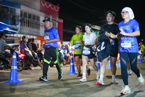 BIB: 4724, 3295, 3397
                            <button type="button" onclick="openModal(26246599)" class="btn btn-primary btn-sm float-right btn-popup" data-toggle="modal" data-target=".modal-high-quality">
                        <i class="fas fa-shopping-cart"></i> Add to Cart
                    </button>
                                            <button type="button" onclick="isThisMe(26246599, true)" class="btn btn-success btn-sm float-right btn-popup btn-isme hidden" data-toggle="tooltip" data-placement="bottom" title="นี่คือรูปของคุณใช่ไหม คลิกที่นี่เพื่อเอาเข้าอัลบั้ม">
                        <i class="fas fa-plus"></i> Add to album
                    </button>
                    <button type="button" onclick="isThisMe(26246599, false)" class="btn btn-warning btn-sm float-right btn-popup btn-isnotme hidden">
                        <i class="fas fa-ban"></i> Remove from album
                    </button>