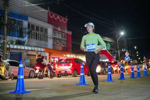 BIB: 3412
                            <button type="button" onclick="openModal(26245596)" class="btn btn-primary btn-sm float-right btn-popup" data-toggle="modal" data-target=".modal-high-quality">
                        <i class="fas fa-shopping-cart"></i> Add to Cart
                    </button>
                                            <button type="button" onclick="isThisMe(26245596, true)" class="btn btn-success btn-sm float-right btn-popup btn-isme hidden" data-toggle="tooltip" data-placement="bottom" title="นี่คือรูปของคุณใช่ไหม คลิกที่นี่เพื่อเอาเข้าอัลบั้ม">
                        <i class="fas fa-plus"></i> Add to album
                    </button>
                    <button type="button" onclick="isThisMe(26245596, false)" class="btn btn-warning btn-sm float-right btn-popup btn-isnotme hidden">
                        <i class="fas fa-ban"></i> Remove from album
                    </button>