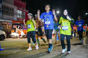 BIB: 4373, 4405, 4463
                            <button type="button" onclick="openModal(26233963)" class="btn btn-primary btn-sm float-right btn-popup" data-toggle="modal" data-target=".modal-high-quality">
                        <i class="fas fa-shopping-cart"></i> Add to Cart
                    </button>
                                            <button type="button" onclick="isThisMe(26233963, true)" class="btn btn-success btn-sm float-right btn-popup btn-isme hidden" data-toggle="tooltip" data-placement="bottom" title="นี่คือรูปของคุณใช่ไหม คลิกที่นี่เพื่อเอาเข้าอัลบั้ม">
                        <i class="fas fa-plus"></i> Add to album
                    </button>
                    <button type="button" onclick="isThisMe(26233963, false)" class="btn btn-warning btn-sm float-right btn-popup btn-isnotme hidden">
                        <i class="fas fa-ban"></i> Remove from album
                    </button>