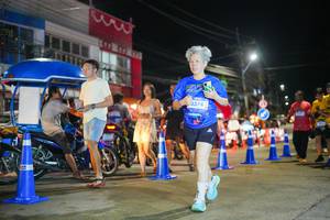 BIB: 3374
                            <button type="button" onclick="openModal(26247035)" class="btn btn-primary btn-sm float-right btn-popup" data-toggle="modal" data-target=".modal-high-quality">
                        <i class="fas fa-shopping-cart"></i> Add to Cart
                    </button>
                                            <button type="button" onclick="isThisMe(26247035, true)" class="btn btn-success btn-sm float-right btn-popup btn-isme hidden" data-toggle="tooltip" data-placement="bottom" title="นี่คือรูปของคุณใช่ไหม คลิกที่นี่เพื่อเอาเข้าอัลบั้ม">
                        <i class="fas fa-plus"></i> Add to album
                    </button>
                    <button type="button" onclick="isThisMe(26247035, false)" class="btn btn-warning btn-sm float-right btn-popup btn-isnotme hidden">
                        <i class="fas fa-ban"></i> Remove from album
                    </button>