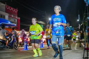 BIB: 3773, 407
                            <button type="button" onclick="openModal(26246640)" class="btn btn-primary btn-sm float-right btn-popup" data-toggle="modal" data-target=".modal-high-quality">
                        <i class="fas fa-shopping-cart"></i> Add to Cart
                    </button>
                                            <button type="button" onclick="isThisMe(26246640, true)" class="btn btn-success btn-sm float-right btn-popup btn-isme hidden" data-toggle="tooltip" data-placement="bottom" title="นี่คือรูปของคุณใช่ไหม คลิกที่นี่เพื่อเอาเข้าอัลบั้ม">
                        <i class="fas fa-plus"></i> Add to album
                    </button>
                    <button type="button" onclick="isThisMe(26246640, false)" class="btn btn-warning btn-sm float-right btn-popup btn-isnotme hidden">
                        <i class="fas fa-ban"></i> Remove from album
                    </button>