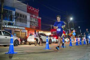 BIB: 3042
                            <button type="button" onclick="openModal(26244293)" class="btn btn-primary btn-sm float-right btn-popup" data-toggle="modal" data-target=".modal-high-quality">
                        <i class="fas fa-shopping-cart"></i> Add to Cart
                    </button>
                                            <button type="button" onclick="isThisMe(26244293, true)" class="btn btn-success btn-sm float-right btn-popup btn-isme hidden" data-toggle="tooltip" data-placement="bottom" title="นี่คือรูปของคุณใช่ไหม คลิกที่นี่เพื่อเอาเข้าอัลบั้ม">
                        <i class="fas fa-plus"></i> Add to album
                    </button>
                    <button type="button" onclick="isThisMe(26244293, false)" class="btn btn-warning btn-sm float-right btn-popup btn-isnotme hidden">
                        <i class="fas fa-ban"></i> Remove from album
                    </button>