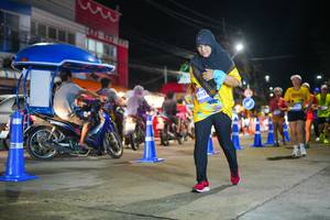 BIB: 362
                            <button type="button" onclick="openModal(26246829)" class="btn btn-primary btn-sm float-right btn-popup" data-toggle="modal" data-target=".modal-high-quality">
                        <i class="fas fa-shopping-cart"></i> Add to Cart
                    </button>
                                            <button type="button" onclick="isThisMe(26246829, true)" class="btn btn-success btn-sm float-right btn-popup btn-isme hidden" data-toggle="tooltip" data-placement="bottom" title="นี่คือรูปของคุณใช่ไหม คลิกที่นี่เพื่อเอาเข้าอัลบั้ม">
                        <i class="fas fa-plus"></i> Add to album
                    </button>
                    <button type="button" onclick="isThisMe(26246829, false)" class="btn btn-warning btn-sm float-right btn-popup btn-isnotme hidden">
                        <i class="fas fa-ban"></i> Remove from album
                    </button>