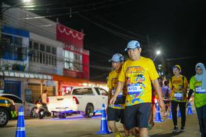 BIB: 4705, 333
                            <button type="button" onclick="openModal(26232874)" class="btn btn-primary btn-sm float-right btn-popup" data-toggle="modal" data-target=".modal-high-quality">
                        <i class="fas fa-shopping-cart"></i> Add to Cart
                    </button>
                                            <button type="button" onclick="isThisMe(26232874, true)" class="btn btn-success btn-sm float-right btn-popup btn-isme hidden" data-toggle="tooltip" data-placement="bottom" title="นี่คือรูปของคุณใช่ไหม คลิกที่นี่เพื่อเอาเข้าอัลบั้ม">
                        <i class="fas fa-plus"></i> Add to album
                    </button>
                    <button type="button" onclick="isThisMe(26232874, false)" class="btn btn-warning btn-sm float-right btn-popup btn-isnotme hidden">
                        <i class="fas fa-ban"></i> Remove from album
                    </button>