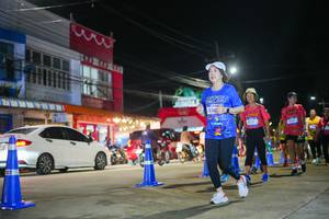 BIB: 320
                            <button type="button" onclick="openModal(26230881)" class="btn btn-primary btn-sm float-right btn-popup" data-toggle="modal" data-target=".modal-high-quality">
                        <i class="fas fa-shopping-cart"></i> Add to Cart
                    </button>
                                            <button type="button" onclick="isThisMe(26230881, true)" class="btn btn-success btn-sm float-right btn-popup btn-isme hidden" data-toggle="tooltip" data-placement="bottom" title="นี่คือรูปของคุณใช่ไหม คลิกที่นี่เพื่อเอาเข้าอัลบั้ม">
                        <i class="fas fa-plus"></i> Add to album
                    </button>
                    <button type="button" onclick="isThisMe(26230881, false)" class="btn btn-warning btn-sm float-right btn-popup btn-isnotme hidden">
                        <i class="fas fa-ban"></i> Remove from album
                    </button>