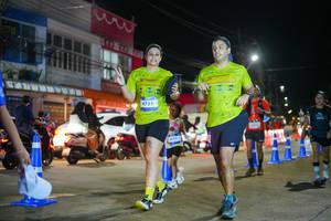 BIB: 4751, 3049
                            <button type="button" onclick="openModal(26234182)" class="btn btn-primary btn-sm float-right btn-popup" data-toggle="modal" data-target=".modal-high-quality">
                        <i class="fas fa-shopping-cart"></i> Add to Cart
                    </button>
                                            <button type="button" onclick="isThisMe(26234182, true)" class="btn btn-success btn-sm float-right btn-popup btn-isme hidden" data-toggle="tooltip" data-placement="bottom" title="นี่คือรูปของคุณใช่ไหม คลิกที่นี่เพื่อเอาเข้าอัลบั้ม">
                        <i class="fas fa-plus"></i> Add to album
                    </button>
                    <button type="button" onclick="isThisMe(26234182, false)" class="btn btn-warning btn-sm float-right btn-popup btn-isnotme hidden">
                        <i class="fas fa-ban"></i> Remove from album
                    </button>