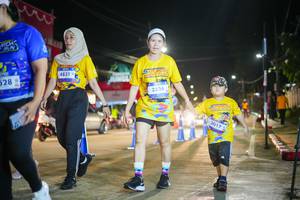 BIB: 4831, 528, 3524, 3017
                            <button type="button" onclick="openModal(26228104)" class="btn btn-primary btn-sm float-right btn-popup" data-toggle="modal" data-target=".modal-high-quality">
                        <i class="fas fa-shopping-cart"></i> Add to Cart
                    </button>
                                            <button type="button" onclick="isThisMe(26228104, true)" class="btn btn-success btn-sm float-right btn-popup btn-isme hidden" data-toggle="tooltip" data-placement="bottom" title="นี่คือรูปของคุณใช่ไหม คลิกที่นี่เพื่อเอาเข้าอัลบั้ม">
                        <i class="fas fa-plus"></i> Add to album
                    </button>
                    <button type="button" onclick="isThisMe(26228104, false)" class="btn btn-warning btn-sm float-right btn-popup btn-isnotme hidden">
                        <i class="fas fa-ban"></i> Remove from album
                    </button>