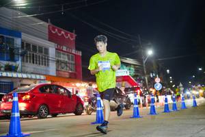 BIB: 027
                            <button type="button" onclick="openModal(26245038)" class="btn btn-primary btn-sm float-right btn-popup" data-toggle="modal" data-target=".modal-high-quality">
                        <i class="fas fa-shopping-cart"></i> Add to Cart
                    </button>
                                            <button type="button" onclick="isThisMe(26245038, true)" class="btn btn-success btn-sm float-right btn-popup btn-isme hidden" data-toggle="tooltip" data-placement="bottom" title="นี่คือรูปของคุณใช่ไหม คลิกที่นี่เพื่อเอาเข้าอัลบั้ม">
                        <i class="fas fa-plus"></i> Add to album
                    </button>
                    <button type="button" onclick="isThisMe(26245038, false)" class="btn btn-warning btn-sm float-right btn-popup btn-isnotme hidden">
                        <i class="fas fa-ban"></i> Remove from album
                    </button>