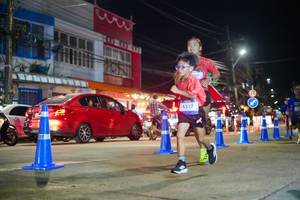 BIB: 4517
                            <button type="button" onclick="openModal(26245055)" class="btn btn-primary btn-sm float-right btn-popup" data-toggle="modal" data-target=".modal-high-quality">
                        <i class="fas fa-shopping-cart"></i> Add to Cart
                    </button>
                                            <button type="button" onclick="isThisMe(26245055, true)" class="btn btn-success btn-sm float-right btn-popup btn-isme hidden" data-toggle="tooltip" data-placement="bottom" title="นี่คือรูปของคุณใช่ไหม คลิกที่นี่เพื่อเอาเข้าอัลบั้ม">
                        <i class="fas fa-plus"></i> Add to album
                    </button>
                    <button type="button" onclick="isThisMe(26245055, false)" class="btn btn-warning btn-sm float-right btn-popup btn-isnotme hidden">
                        <i class="fas fa-ban"></i> Remove from album
                    </button>