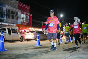 BIB: 4215, 38325
                            <button type="button" onclick="openModal(26228333)" class="btn btn-primary btn-sm float-right btn-popup" data-toggle="modal" data-target=".modal-high-quality">
                        <i class="fas fa-shopping-cart"></i> Add to Cart
                    </button>
                                            <button type="button" onclick="isThisMe(26228333, true)" class="btn btn-success btn-sm float-right btn-popup btn-isme hidden" data-toggle="tooltip" data-placement="bottom" title="นี่คือรูปของคุณใช่ไหม คลิกที่นี่เพื่อเอาเข้าอัลบั้ม">
                        <i class="fas fa-plus"></i> Add to album
                    </button>
                    <button type="button" onclick="isThisMe(26228333, false)" class="btn btn-warning btn-sm float-right btn-popup btn-isnotme hidden">
                        <i class="fas fa-ban"></i> Remove from album
                    </button>