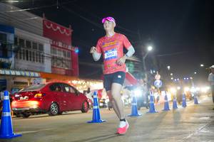 BIB: 3363
                            <button type="button" onclick="openModal(26245119)" class="btn btn-primary btn-sm float-right btn-popup" data-toggle="modal" data-target=".modal-high-quality">
                        <i class="fas fa-shopping-cart"></i> Add to Cart
                    </button>
                                            <button type="button" onclick="isThisMe(26245119, true)" class="btn btn-success btn-sm float-right btn-popup btn-isme hidden" data-toggle="tooltip" data-placement="bottom" title="นี่คือรูปของคุณใช่ไหม คลิกที่นี่เพื่อเอาเข้าอัลบั้ม">
                        <i class="fas fa-plus"></i> Add to album
                    </button>
                    <button type="button" onclick="isThisMe(26245119, false)" class="btn btn-warning btn-sm float-right btn-popup btn-isnotme hidden">
                        <i class="fas fa-ban"></i> Remove from album
                    </button>