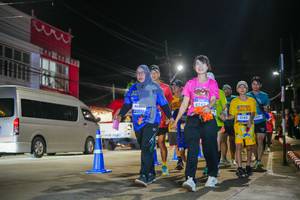 BIB: 4650, 4742, 3183
                            <button type="button" onclick="openModal(26228035)" class="btn btn-primary btn-sm float-right btn-popup" data-toggle="modal" data-target=".modal-high-quality">
                        <i class="fas fa-shopping-cart"></i> Add to Cart
                    </button>
                                            <button type="button" onclick="isThisMe(26228035, true)" class="btn btn-success btn-sm float-right btn-popup btn-isme hidden" data-toggle="tooltip" data-placement="bottom" title="นี่คือรูปของคุณใช่ไหม คลิกที่นี่เพื่อเอาเข้าอัลบั้ม">
                        <i class="fas fa-plus"></i> Add to album
                    </button>
                    <button type="button" onclick="isThisMe(26228035, false)" class="btn btn-warning btn-sm float-right btn-popup btn-isnotme hidden">
                        <i class="fas fa-ban"></i> Remove from album
                    </button>