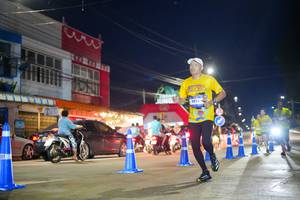 BIB: 4924
                            <button type="button" onclick="openModal(26244444)" class="btn btn-primary btn-sm float-right btn-popup" data-toggle="modal" data-target=".modal-high-quality">
                        <i class="fas fa-shopping-cart"></i> Add to Cart
                    </button>
                                            <button type="button" onclick="isThisMe(26244444, true)" class="btn btn-success btn-sm float-right btn-popup btn-isme hidden" data-toggle="tooltip" data-placement="bottom" title="นี่คือรูปของคุณใช่ไหม คลิกที่นี่เพื่อเอาเข้าอัลบั้ม">
                        <i class="fas fa-plus"></i> Add to album
                    </button>
                    <button type="button" onclick="isThisMe(26244444, false)" class="btn btn-warning btn-sm float-right btn-popup btn-isnotme hidden">
                        <i class="fas fa-ban"></i> Remove from album
                    </button>