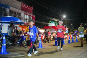 BIB: 1012, 2016, 4791
                            <button type="button" onclick="openModal(26236971)" class="btn btn-primary btn-sm float-right btn-popup" data-toggle="modal" data-target=".modal-high-quality">
                        <i class="fas fa-shopping-cart"></i> Add to Cart
                    </button>
                                            <button type="button" onclick="isThisMe(26236971, true)" class="btn btn-success btn-sm float-right btn-popup btn-isme hidden" data-toggle="tooltip" data-placement="bottom" title="นี่คือรูปของคุณใช่ไหม คลิกที่นี่เพื่อเอาเข้าอัลบั้ม">
                        <i class="fas fa-plus"></i> Add to album
                    </button>
                    <button type="button" onclick="isThisMe(26236971, false)" class="btn btn-warning btn-sm float-right btn-popup btn-isnotme hidden">
                        <i class="fas fa-ban"></i> Remove from album
                    </button>