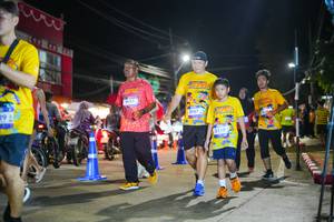 BIB: 4183, 3987, 3110
                            <button type="button" onclick="openModal(26247043)" class="btn btn-primary btn-sm float-right btn-popup" data-toggle="modal" data-target=".modal-high-quality">
                        <i class="fas fa-shopping-cart"></i> Add to Cart
                    </button>
                                            <button type="button" onclick="isThisMe(26247043, true)" class="btn btn-success btn-sm float-right btn-popup btn-isme hidden" data-toggle="tooltip" data-placement="bottom" title="นี่คือรูปของคุณใช่ไหม คลิกที่นี่เพื่อเอาเข้าอัลบั้ม">
                        <i class="fas fa-plus"></i> Add to album
                    </button>
                    <button type="button" onclick="isThisMe(26247043, false)" class="btn btn-warning btn-sm float-right btn-popup btn-isnotme hidden">
                        <i class="fas fa-ban"></i> Remove from album
                    </button>