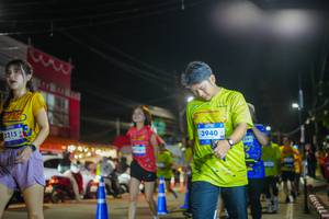 BIB: 3215, 3940
                            <button type="button" onclick="openModal(26234262)" class="btn btn-primary btn-sm float-right btn-popup" data-toggle="modal" data-target=".modal-high-quality">
                        <i class="fas fa-shopping-cart"></i> Add to Cart
                    </button>
                                            <button type="button" onclick="isThisMe(26234262, true)" class="btn btn-success btn-sm float-right btn-popup btn-isme hidden" data-toggle="tooltip" data-placement="bottom" title="นี่คือรูปของคุณใช่ไหม คลิกที่นี่เพื่อเอาเข้าอัลบั้ม">
                        <i class="fas fa-plus"></i> Add to album
                    </button>
                    <button type="button" onclick="isThisMe(26234262, false)" class="btn btn-warning btn-sm float-right btn-popup btn-isnotme hidden">
                        <i class="fas fa-ban"></i> Remove from album
                    </button>