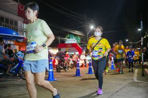 BIB: 4674, 2217
                            <button type="button" onclick="openModal(26236810)" class="btn btn-primary btn-sm float-right btn-popup" data-toggle="modal" data-target=".modal-high-quality">
                        <i class="fas fa-shopping-cart"></i> Add to Cart
                    </button>
                                            <button type="button" onclick="isThisMe(26236810, true)" class="btn btn-success btn-sm float-right btn-popup btn-isme hidden" data-toggle="tooltip" data-placement="bottom" title="นี่คือรูปของคุณใช่ไหม คลิกที่นี่เพื่อเอาเข้าอัลบั้ม">
                        <i class="fas fa-plus"></i> Add to album
                    </button>
                    <button type="button" onclick="isThisMe(26236810, false)" class="btn btn-warning btn-sm float-right btn-popup btn-isnotme hidden">
                        <i class="fas fa-ban"></i> Remove from album
                    </button>