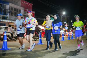 BIB: 3248, 1047, 4934
                            <button type="button" onclick="openModal(26246563)" class="btn btn-primary btn-sm float-right btn-popup" data-toggle="modal" data-target=".modal-high-quality">
                        <i class="fas fa-shopping-cart"></i> Add to Cart
                    </button>
                                            <button type="button" onclick="isThisMe(26246563, true)" class="btn btn-success btn-sm float-right btn-popup btn-isme hidden" data-toggle="tooltip" data-placement="bottom" title="นี่คือรูปของคุณใช่ไหม คลิกที่นี่เพื่อเอาเข้าอัลบั้ม">
                        <i class="fas fa-plus"></i> Add to album
                    </button>
                    <button type="button" onclick="isThisMe(26246563, false)" class="btn btn-warning btn-sm float-right btn-popup btn-isnotme hidden">
                        <i class="fas fa-ban"></i> Remove from album
                    </button>