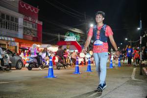 BIB: 3511
                            <button type="button" onclick="openModal(26246568)" class="btn btn-primary btn-sm float-right btn-popup" data-toggle="modal" data-target=".modal-high-quality">
                        <i class="fas fa-shopping-cart"></i> Add to Cart
                    </button>
                                            <button type="button" onclick="isThisMe(26246568, true)" class="btn btn-success btn-sm float-right btn-popup btn-isme hidden" data-toggle="tooltip" data-placement="bottom" title="นี่คือรูปของคุณใช่ไหม คลิกที่นี่เพื่อเอาเข้าอัลบั้ม">
                        <i class="fas fa-plus"></i> Add to album
                    </button>
                    <button type="button" onclick="isThisMe(26246568, false)" class="btn btn-warning btn-sm float-right btn-popup btn-isnotme hidden">
                        <i class="fas fa-ban"></i> Remove from album
                    </button>