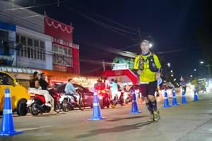 BIB: 
                            <button type="button" onclick="openModal(26244486)" class="btn btn-primary btn-sm float-right btn-popup" data-toggle="modal" data-target=".modal-high-quality">
                        <i class="fas fa-shopping-cart"></i> Add to Cart
                    </button>
                                            <button type="button" onclick="isThisMe(26244486, true)" class="btn btn-success btn-sm float-right btn-popup btn-isme hidden" data-toggle="tooltip" data-placement="bottom" title="นี่คือรูปของคุณใช่ไหม คลิกที่นี่เพื่อเอาเข้าอัลบั้ม">
                        <i class="fas fa-plus"></i> Add to album
                    </button>
                    <button type="button" onclick="isThisMe(26244486, false)" class="btn btn-warning btn-sm float-right btn-popup btn-isnotme hidden">
                        <i class="fas fa-ban"></i> Remove from album
                    </button>