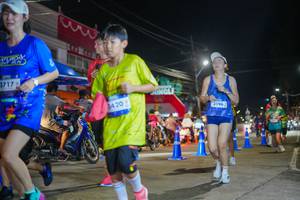 BIB: 3717, 420, 3196
                            <button type="button" onclick="openModal(26246657)" class="btn btn-primary btn-sm float-right btn-popup" data-toggle="modal" data-target=".modal-high-quality">
                        <i class="fas fa-shopping-cart"></i> Add to Cart
                    </button>
                                            <button type="button" onclick="isThisMe(26246657, true)" class="btn btn-success btn-sm float-right btn-popup btn-isme hidden" data-toggle="tooltip" data-placement="bottom" title="นี่คือรูปของคุณใช่ไหม คลิกที่นี่เพื่อเอาเข้าอัลบั้ม">
                        <i class="fas fa-plus"></i> Add to album
                    </button>
                    <button type="button" onclick="isThisMe(26246657, false)" class="btn btn-warning btn-sm float-right btn-popup btn-isnotme hidden">
                        <i class="fas fa-ban"></i> Remove from album
                    </button>