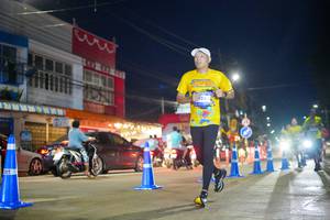 BIB: 924
                            <button type="button" onclick="openModal(26244446)" class="btn btn-primary btn-sm float-right btn-popup" data-toggle="modal" data-target=".modal-high-quality">
                        <i class="fas fa-shopping-cart"></i> Add to Cart
                    </button>
                                            <button type="button" onclick="isThisMe(26244446, true)" class="btn btn-success btn-sm float-right btn-popup btn-isme hidden" data-toggle="tooltip" data-placement="bottom" title="นี่คือรูปของคุณใช่ไหม คลิกที่นี่เพื่อเอาเข้าอัลบั้ม">
                        <i class="fas fa-plus"></i> Add to album
                    </button>
                    <button type="button" onclick="isThisMe(26244446, false)" class="btn btn-warning btn-sm float-right btn-popup btn-isnotme hidden">
                        <i class="fas fa-ban"></i> Remove from album
                    </button>