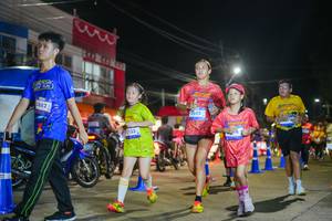 BIB: 3882, 3153, 602
                            <button type="button" onclick="openModal(26237036)" class="btn btn-primary btn-sm float-right btn-popup" data-toggle="modal" data-target=".modal-high-quality">
                        <i class="fas fa-shopping-cart"></i> Add to Cart
                    </button>
                                            <button type="button" onclick="isThisMe(26237036, true)" class="btn btn-success btn-sm float-right btn-popup btn-isme hidden" data-toggle="tooltip" data-placement="bottom" title="นี่คือรูปของคุณใช่ไหม คลิกที่นี่เพื่อเอาเข้าอัลบั้ม">
                        <i class="fas fa-plus"></i> Add to album
                    </button>
                    <button type="button" onclick="isThisMe(26237036, false)" class="btn btn-warning btn-sm float-right btn-popup btn-isnotme hidden">
                        <i class="fas fa-ban"></i> Remove from album
                    </button>